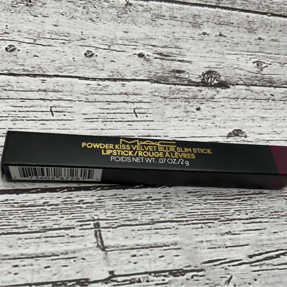 MAC POWDER KISS VELVET BLURR SLIM STICK 892 over the taupe BRAND NEW - Picture 3 of 3